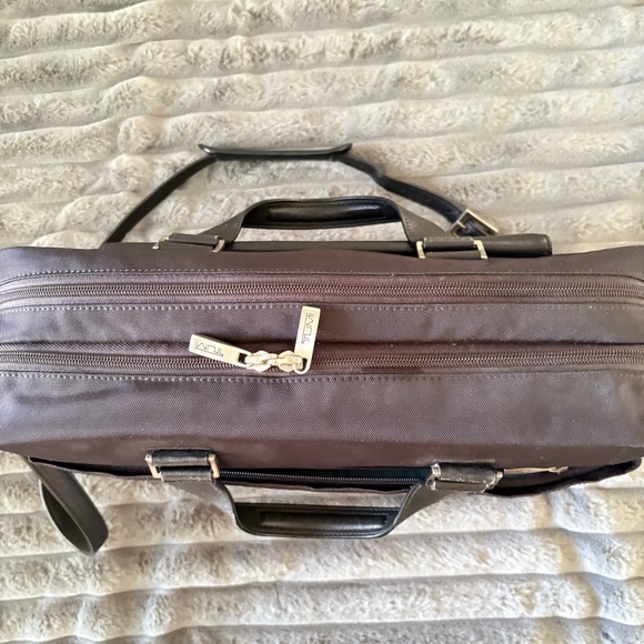 TUMI nylon leather trim convertible top handle shoulder laptop briefcase bag - Picture 6 of 10